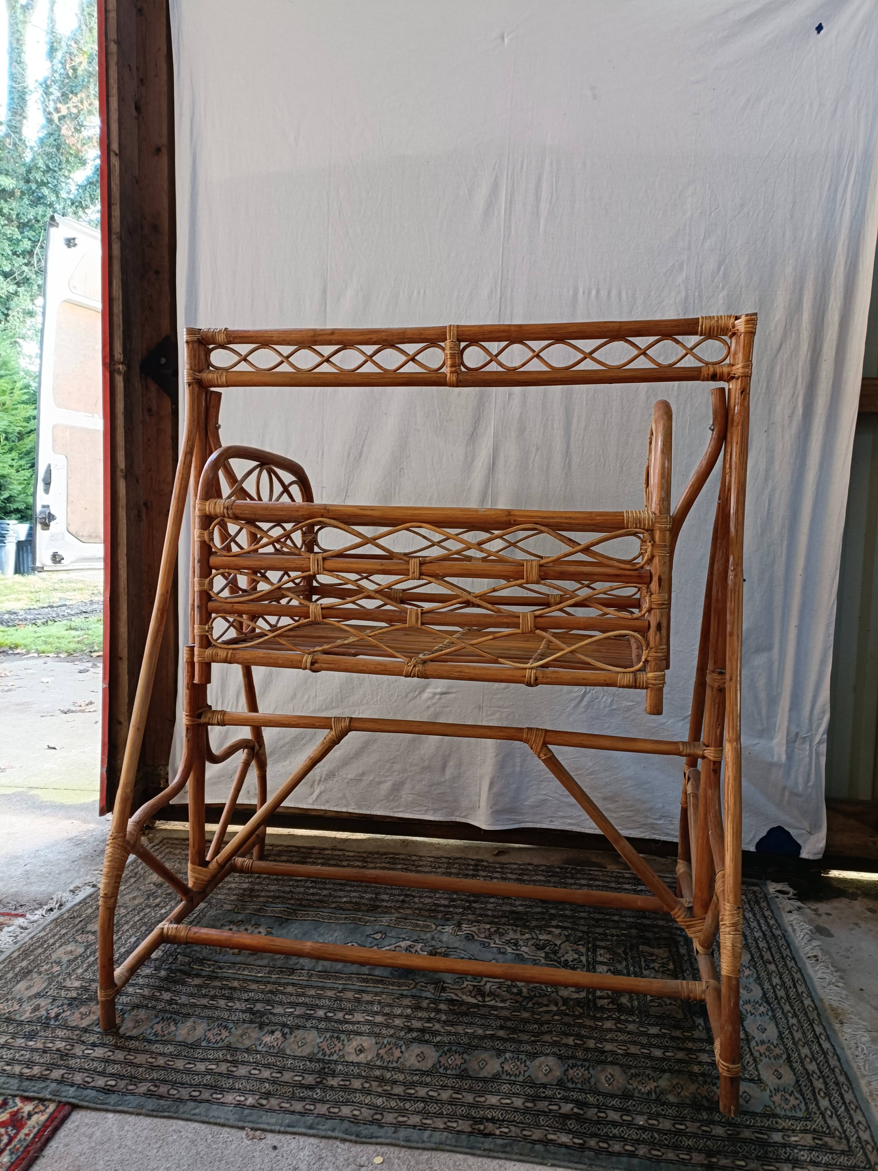 Rattan swing cradle