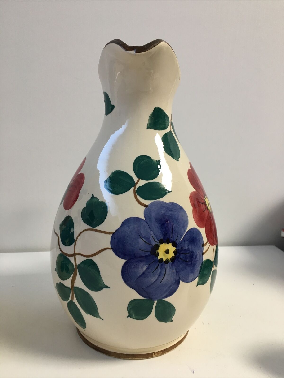 Pair of pitcher vases with spout handle deco numbered flower