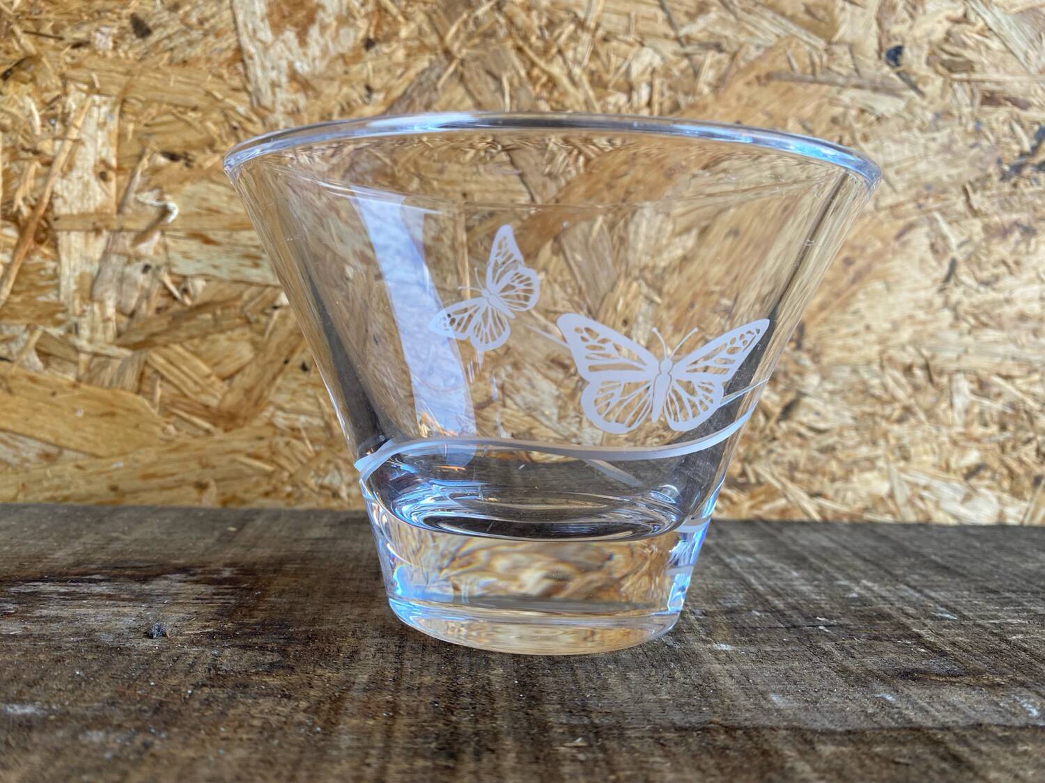 Old cut crystal d'arques pocket bowl with engraved butterfly decoration vintage