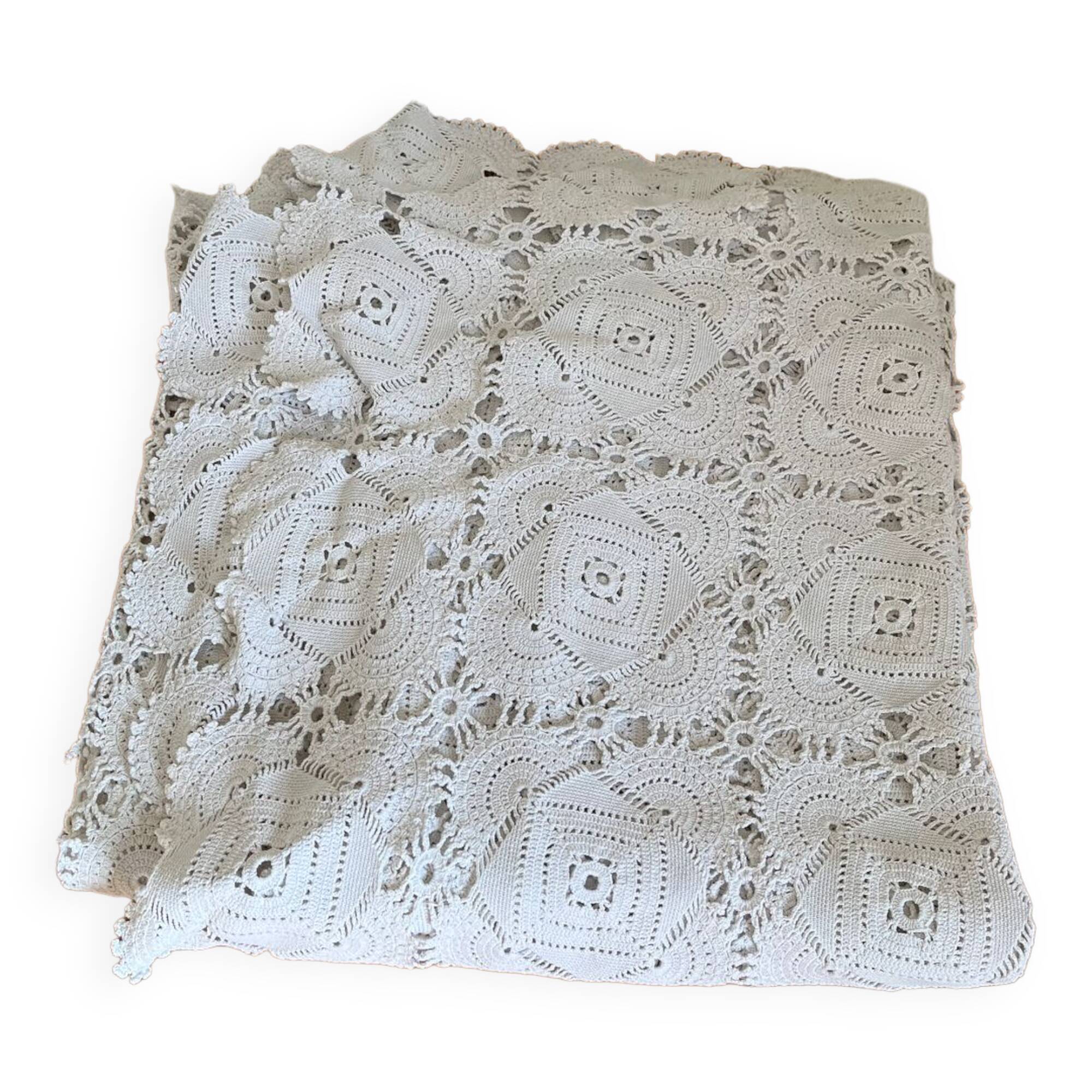 White vintage crochet bedspread