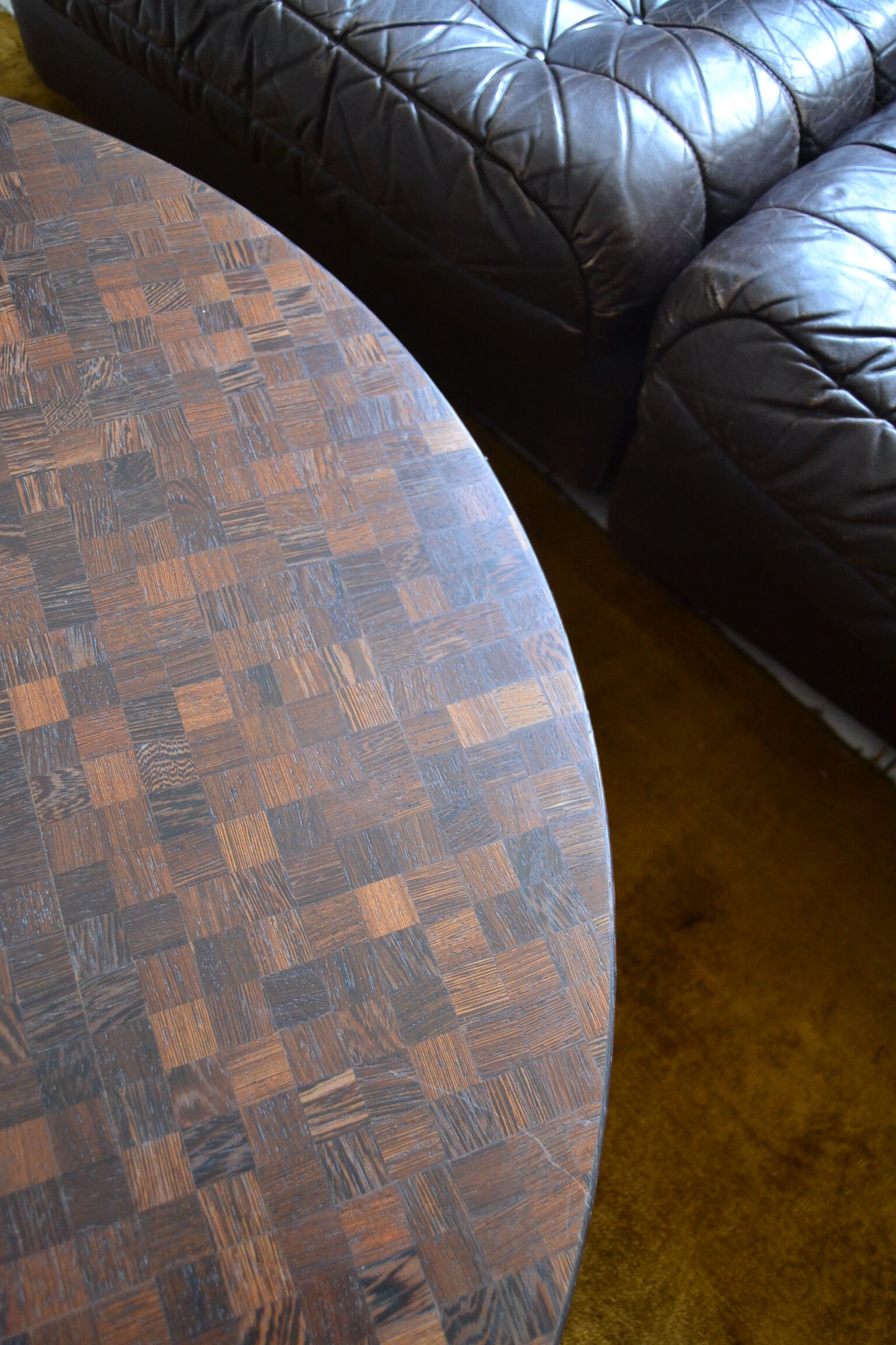 Table low marquetry in wenge