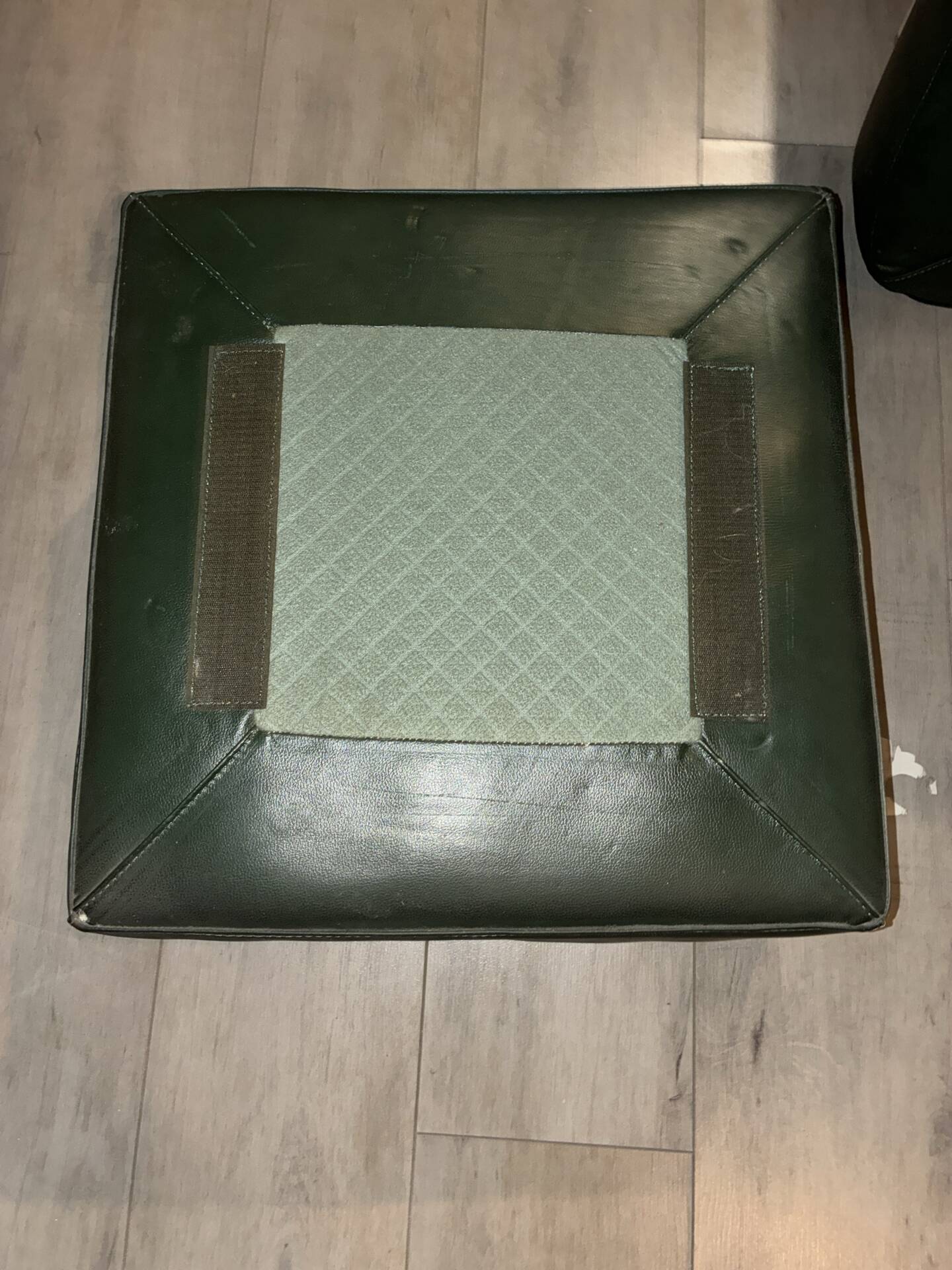 Vintage Green Bottle Leather Pouffe Footstool – 70s/80s