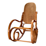 Rocking chair en rotin