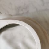 Empty pocket hands porcelain