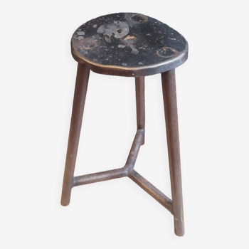 Tabouret trépied