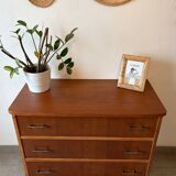 Vintage chest of drawers from the 1950s.
