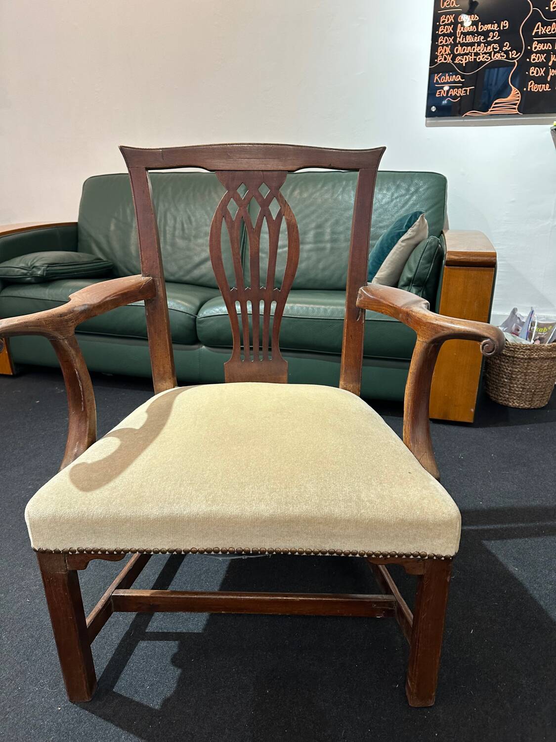 English dining chairs – Carver chairs – Hepplewhite style