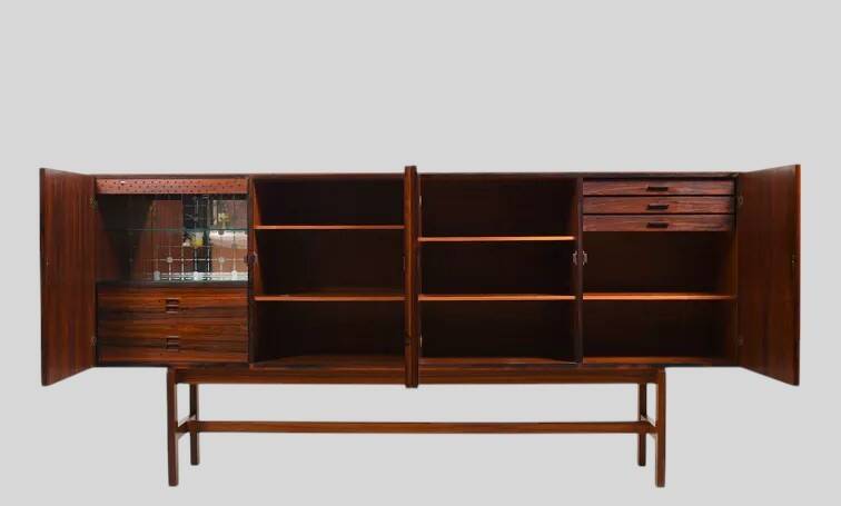 Vintage Scandinavian sideboard in rosewood dlg Arne Vodder