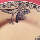 Assiette ancienne porcelaine opaque de Gien