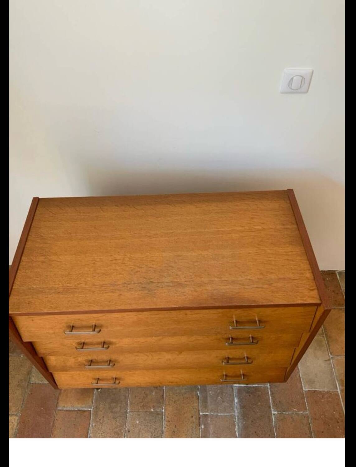 Vintage chest of drawers