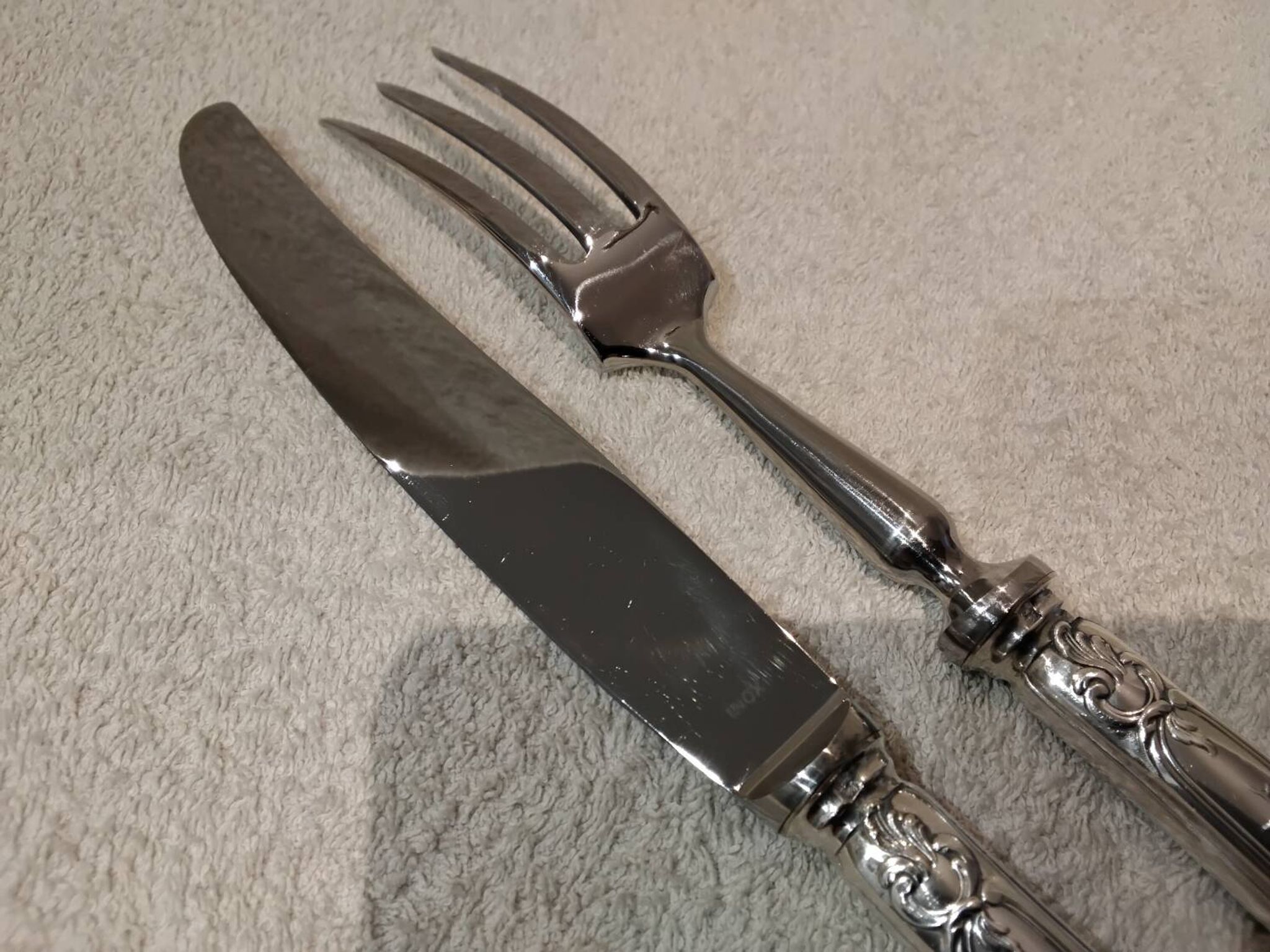 Carving service for 2 pieces, silver-plated metal, Ercuis silversmith, Louis XV style, 29