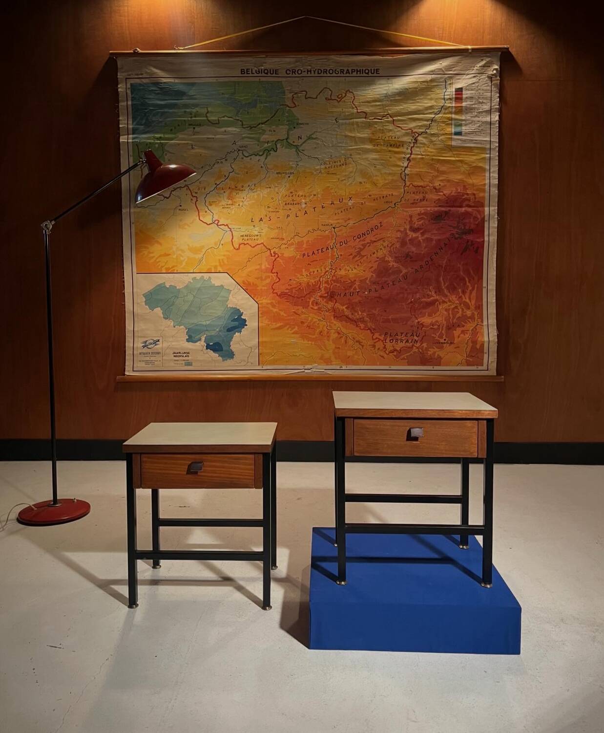 Paire de tables de chevets vintage 1950