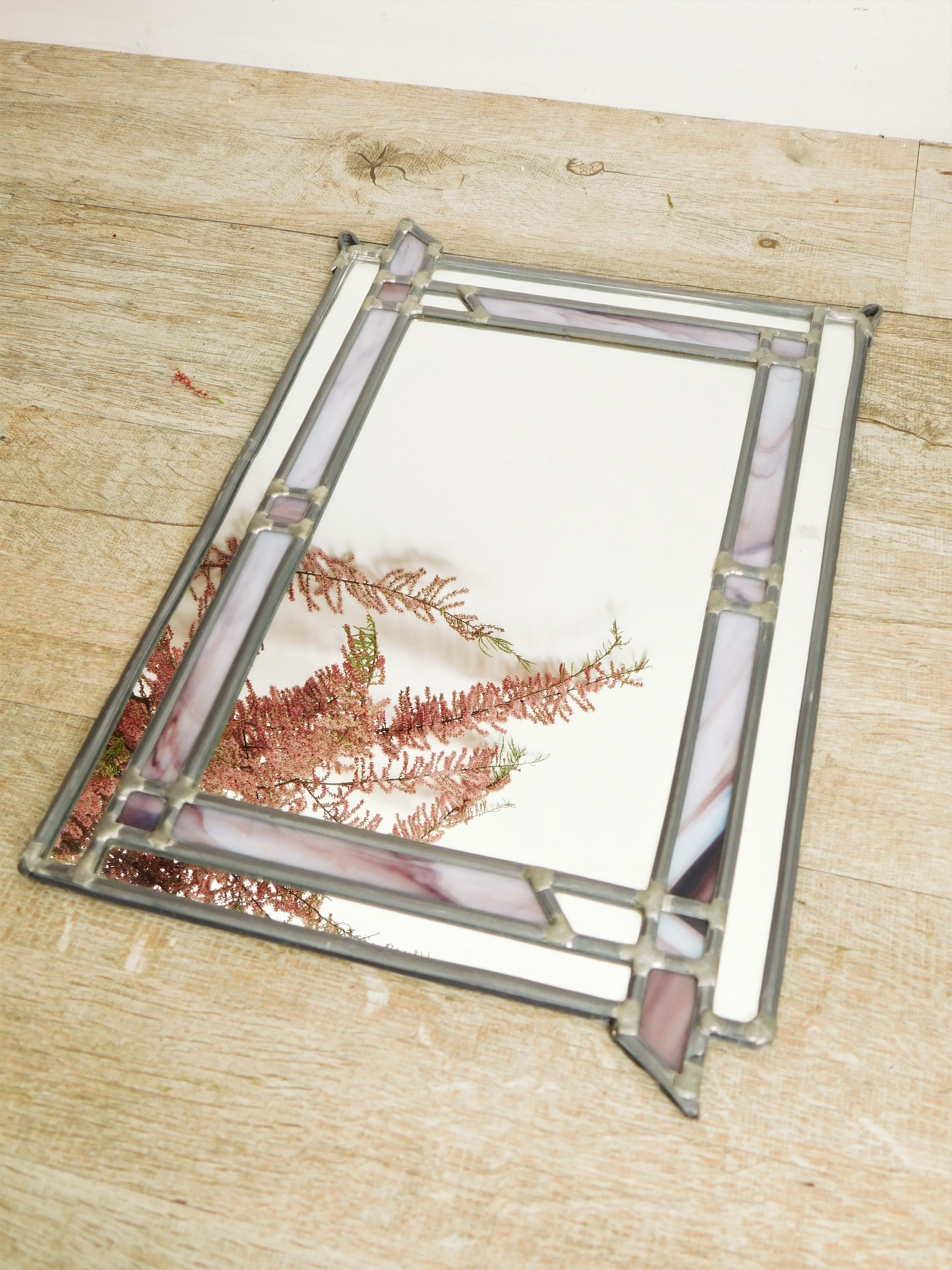 Mirror art deco to connector