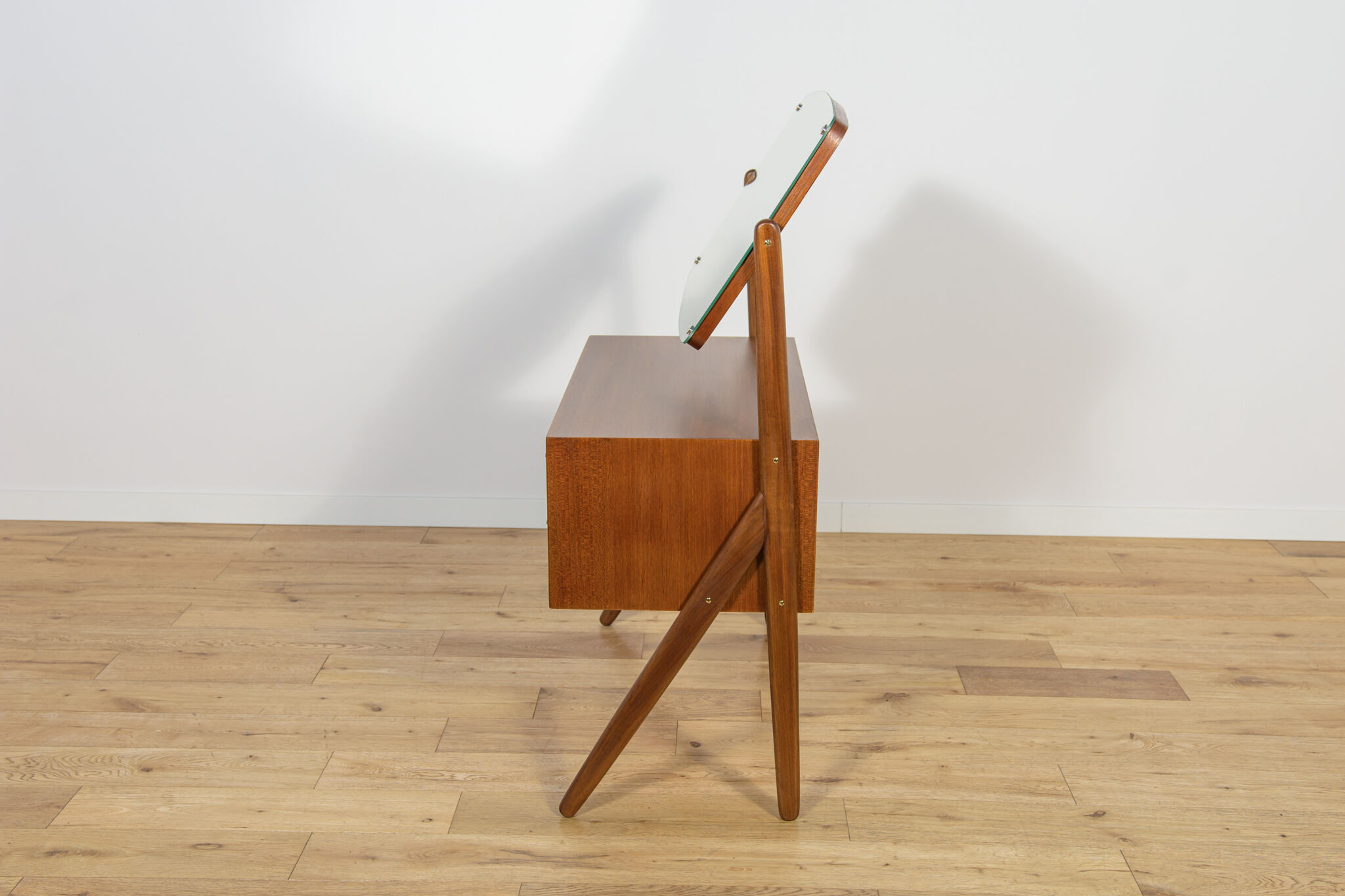 Mid-century dressing table from Ølholm Møbelfabri, 1960s