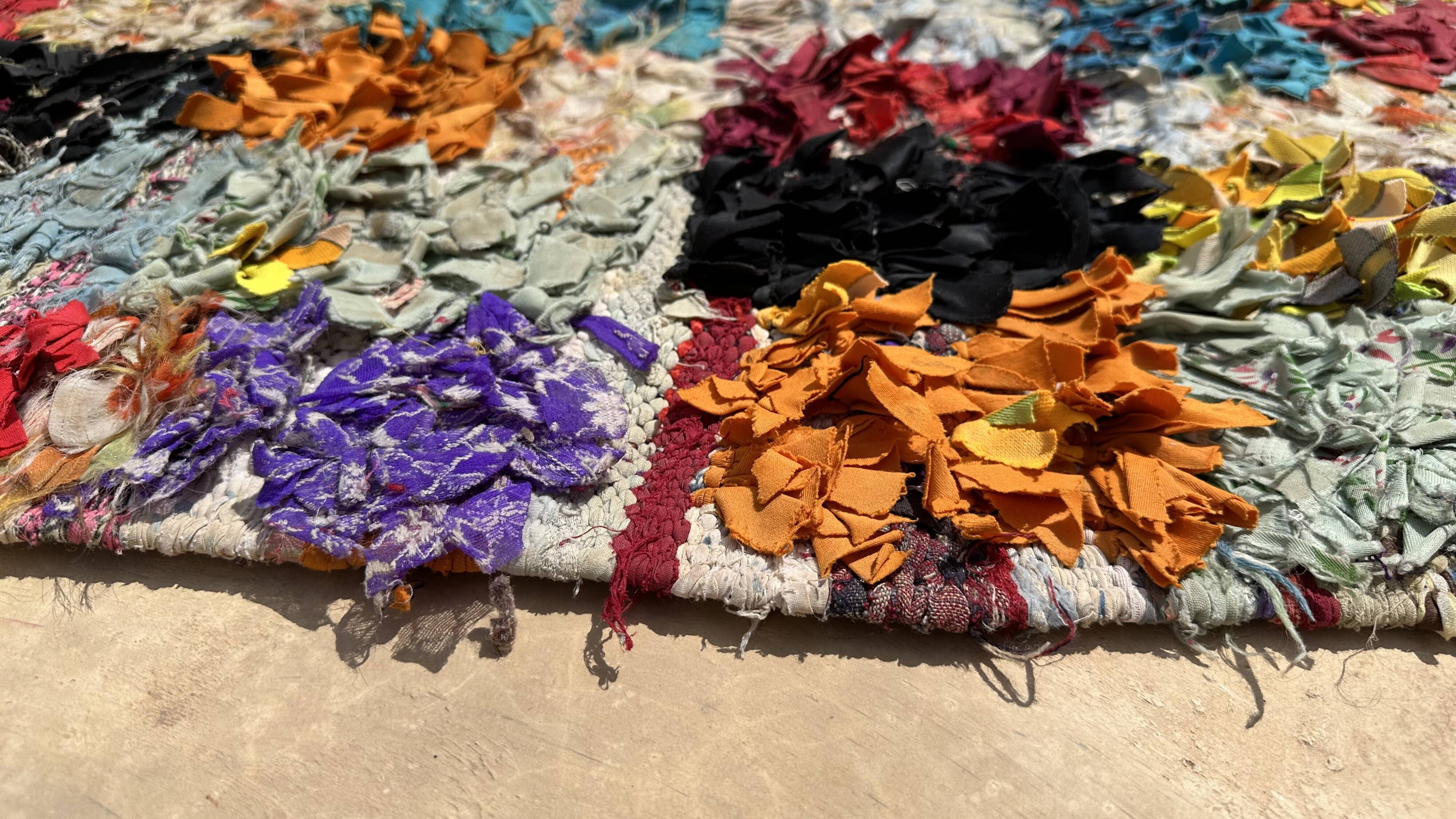 Colorful Boucherouite Moroccan rug - 141 x 240 cm