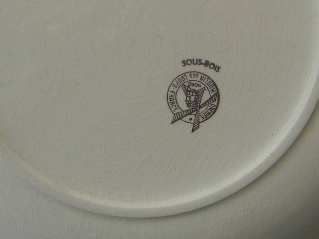 Set of 8 dessert plates in earthenware from ORCHIES. Model Underwood.