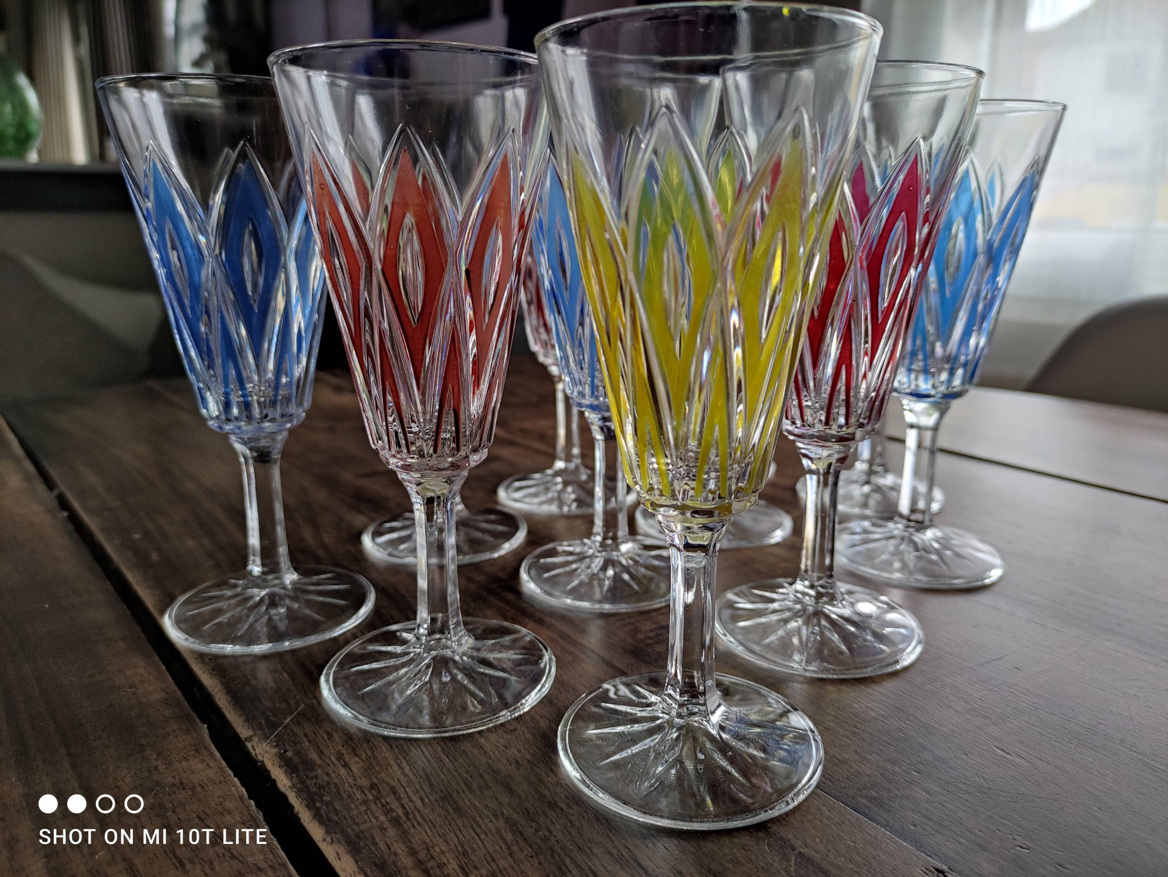 Set of 11 champagne flutes in colored glass 3 colors starry foot