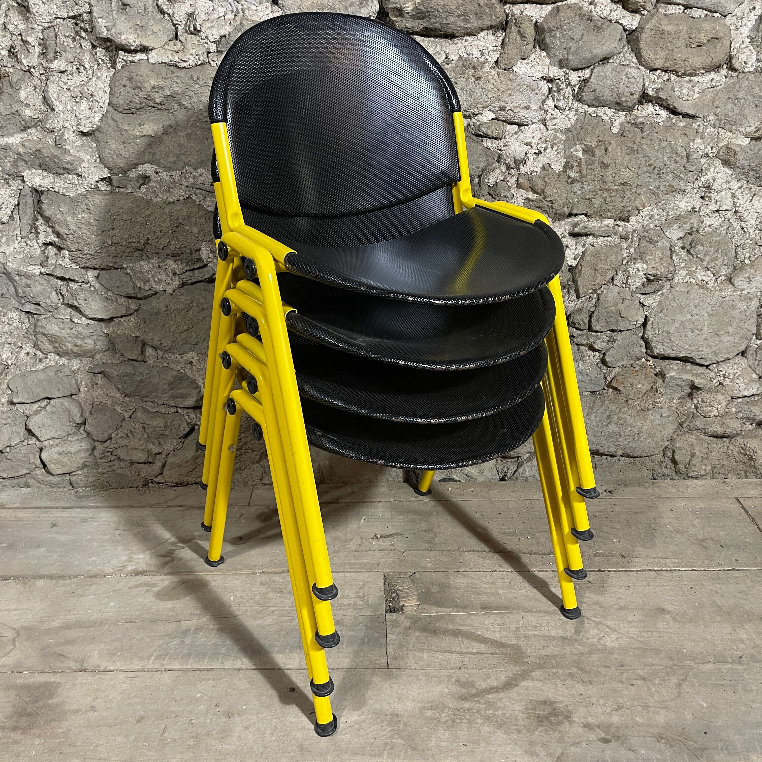 Series of 4 Chairs Lamm Parma