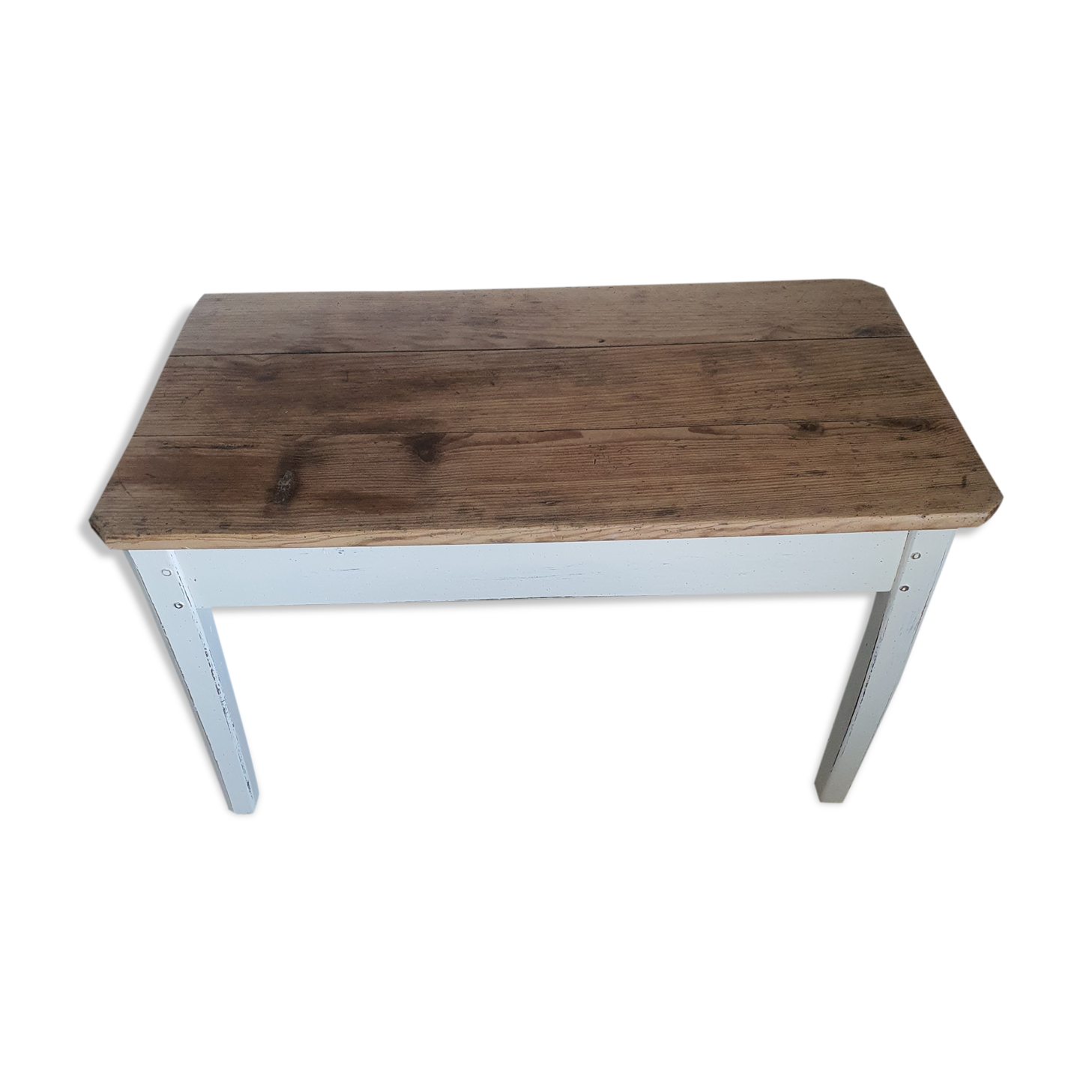 Firm style coffee table