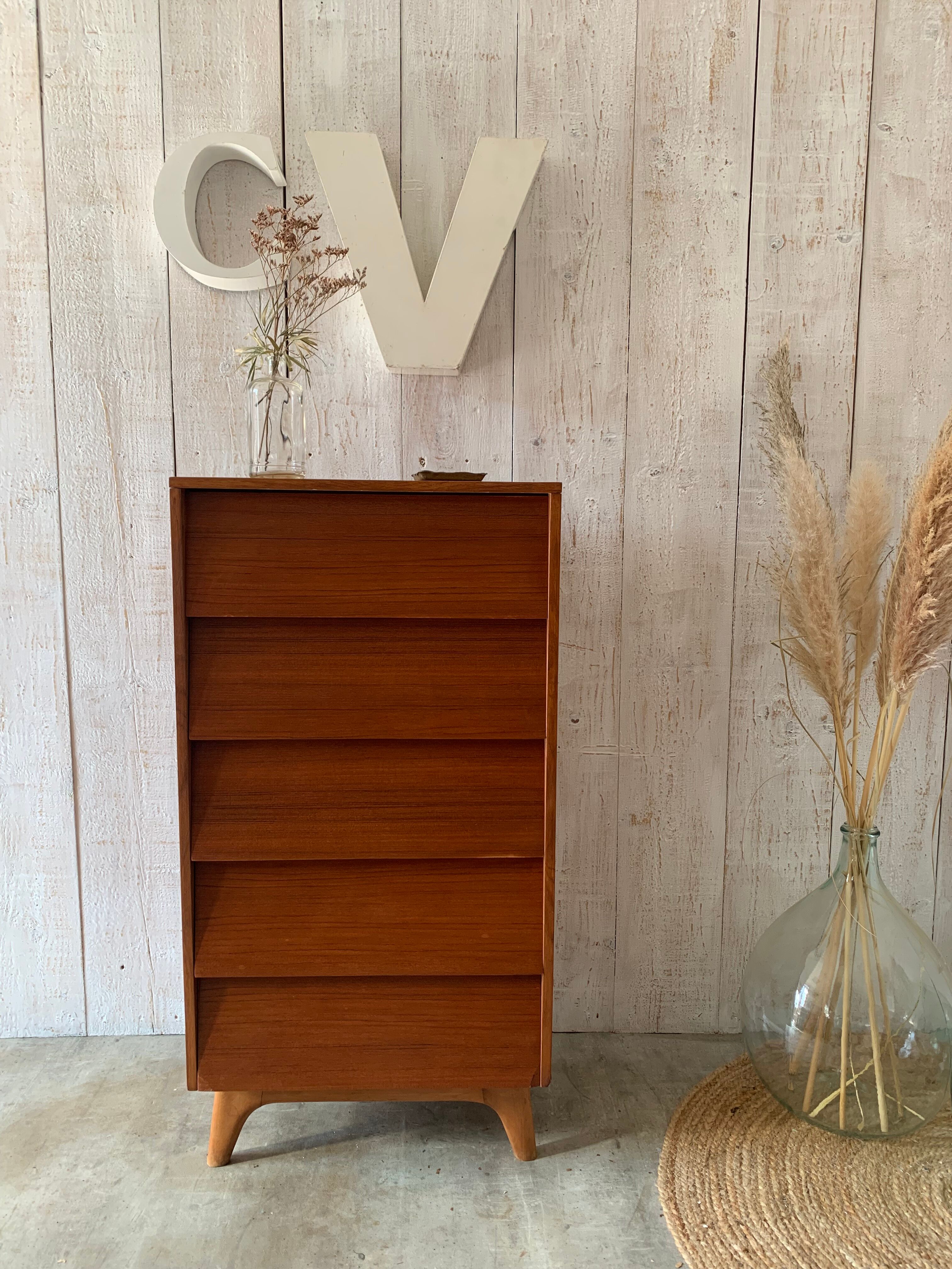 Rag picker with finned drawers