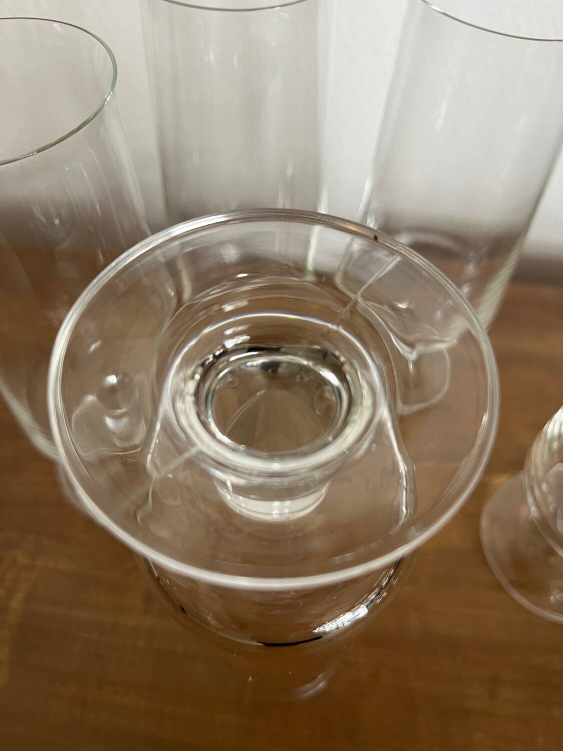 Set of 5 crystal champagne flutes from the 1970s.