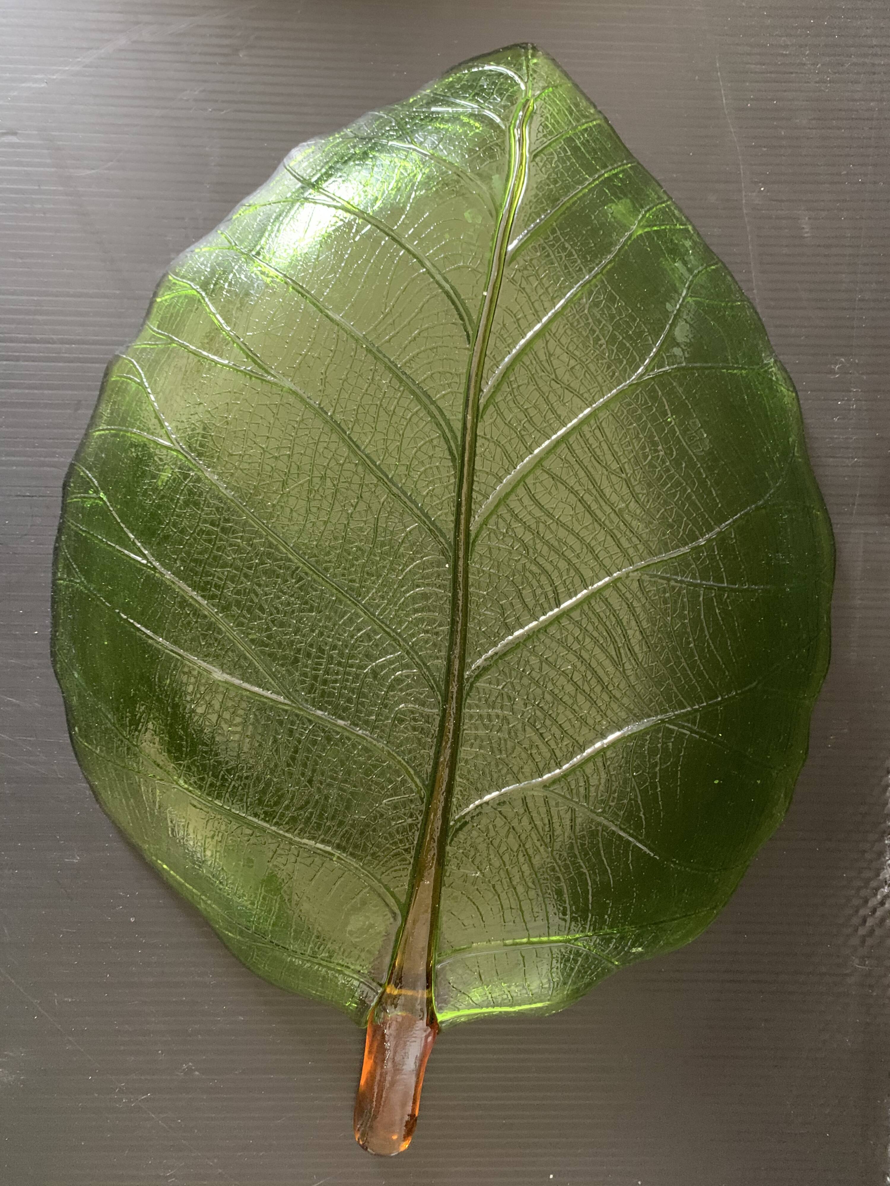 Glass plate sheet mold