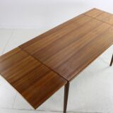 Danish sixties design teakwood extendable dining for Glostrup Møbelfabrik