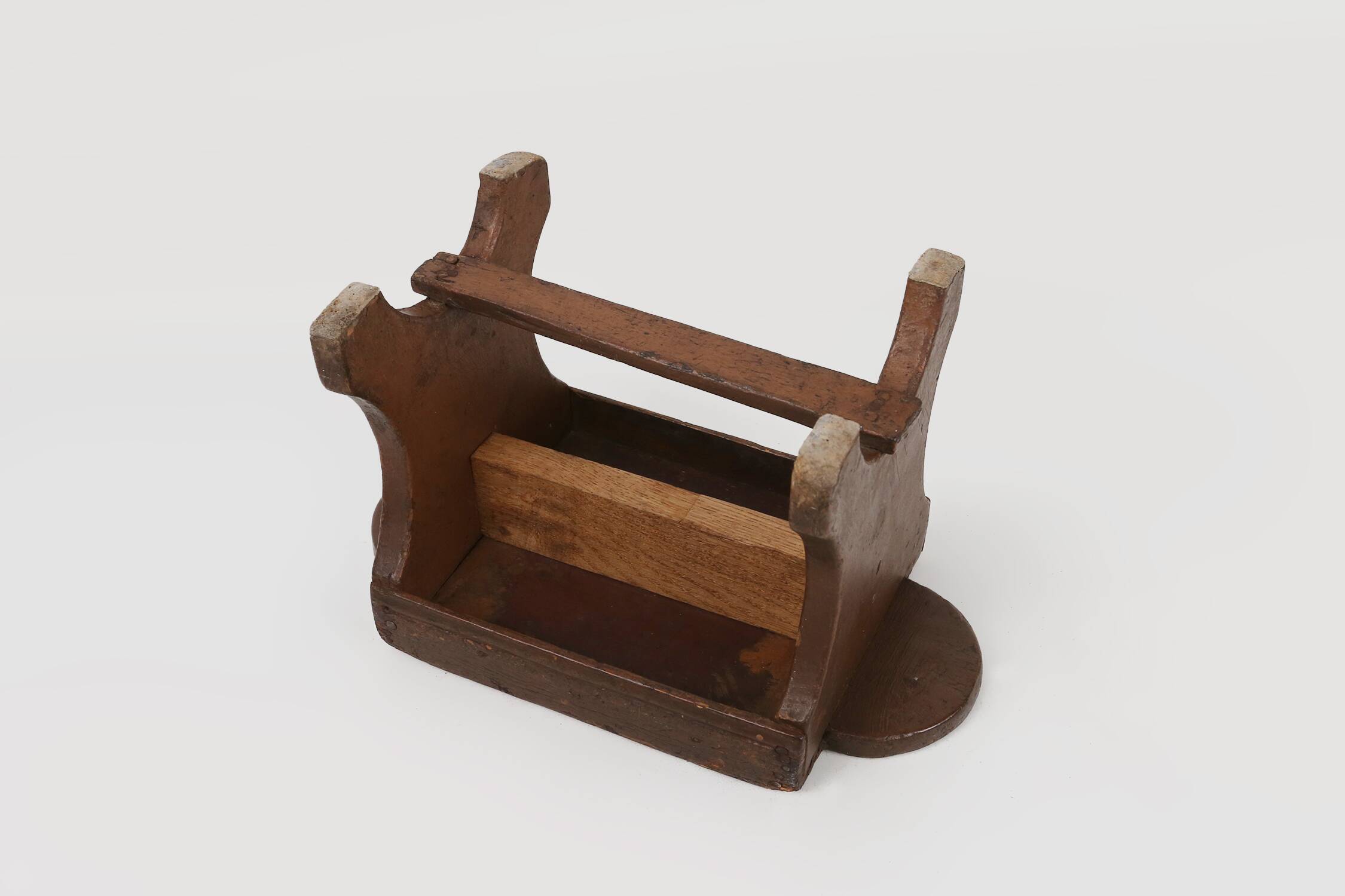 Tabouret bas rustique français en bois peint, vers 1900