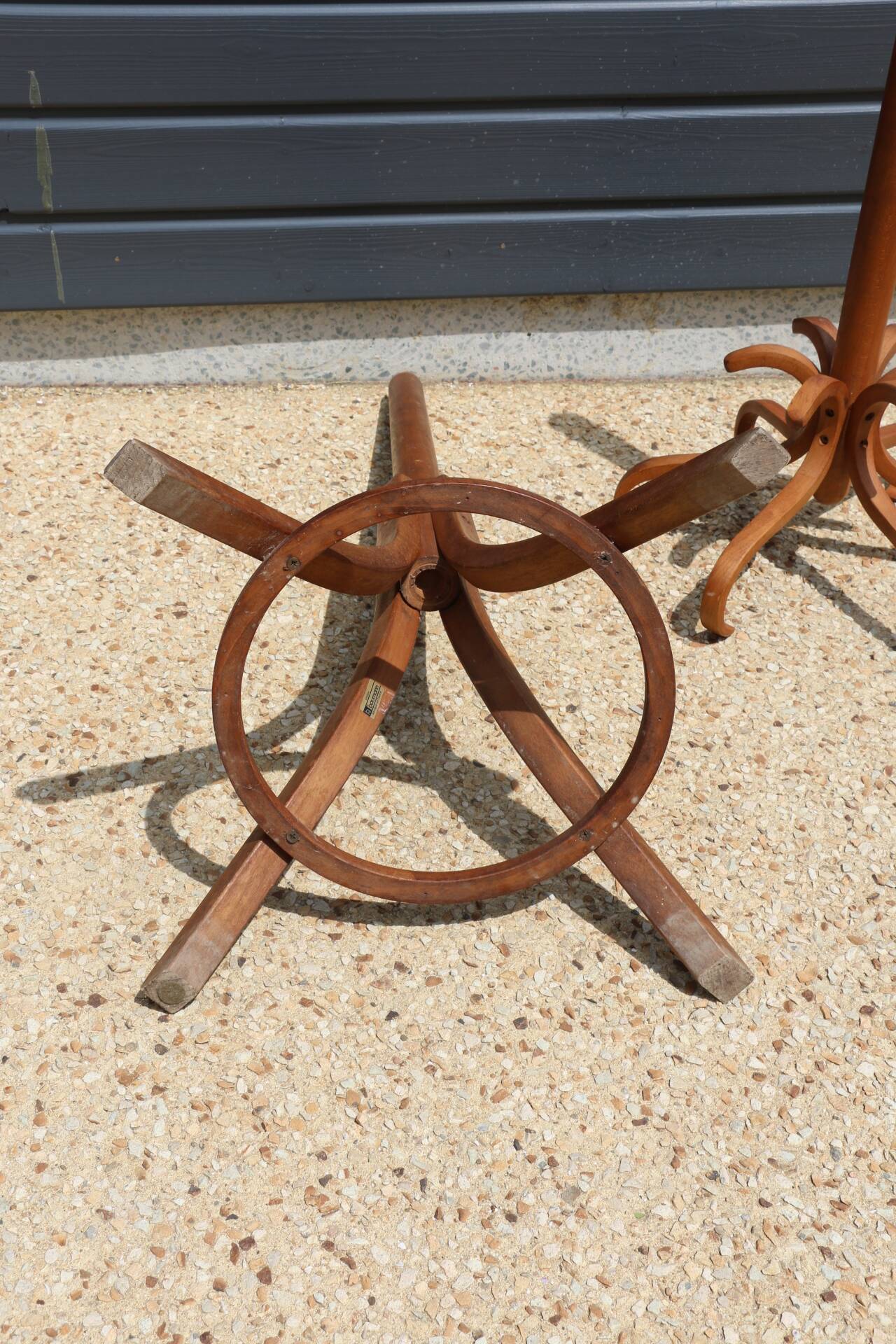 Baumann parrot coat rack simple medium beech