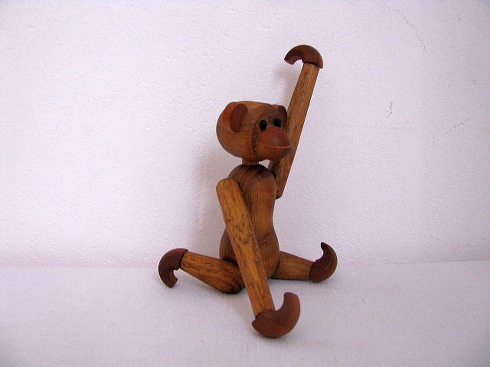 Teak monkey figurine Denmark 1970. no 2