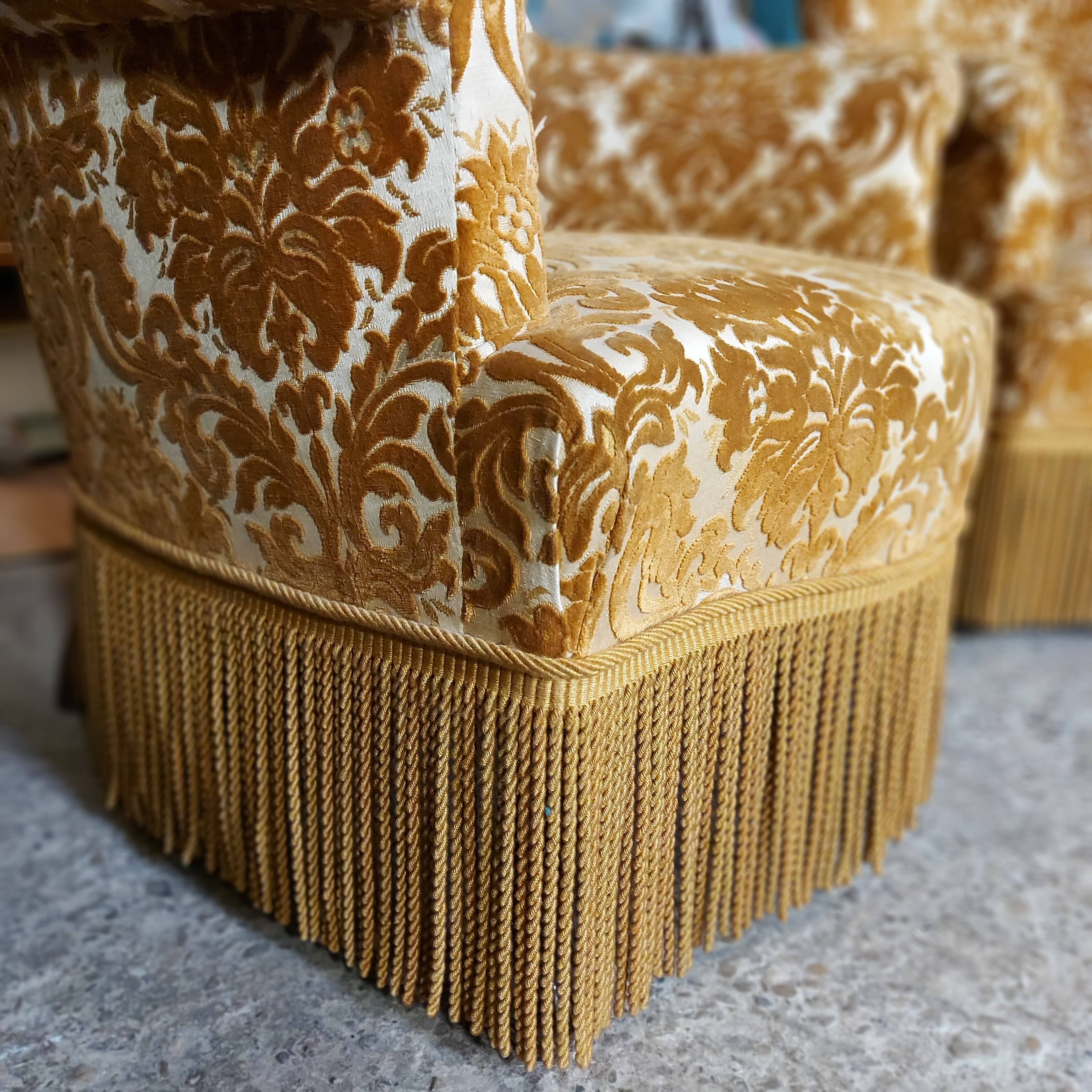 Pair of toads armchairs