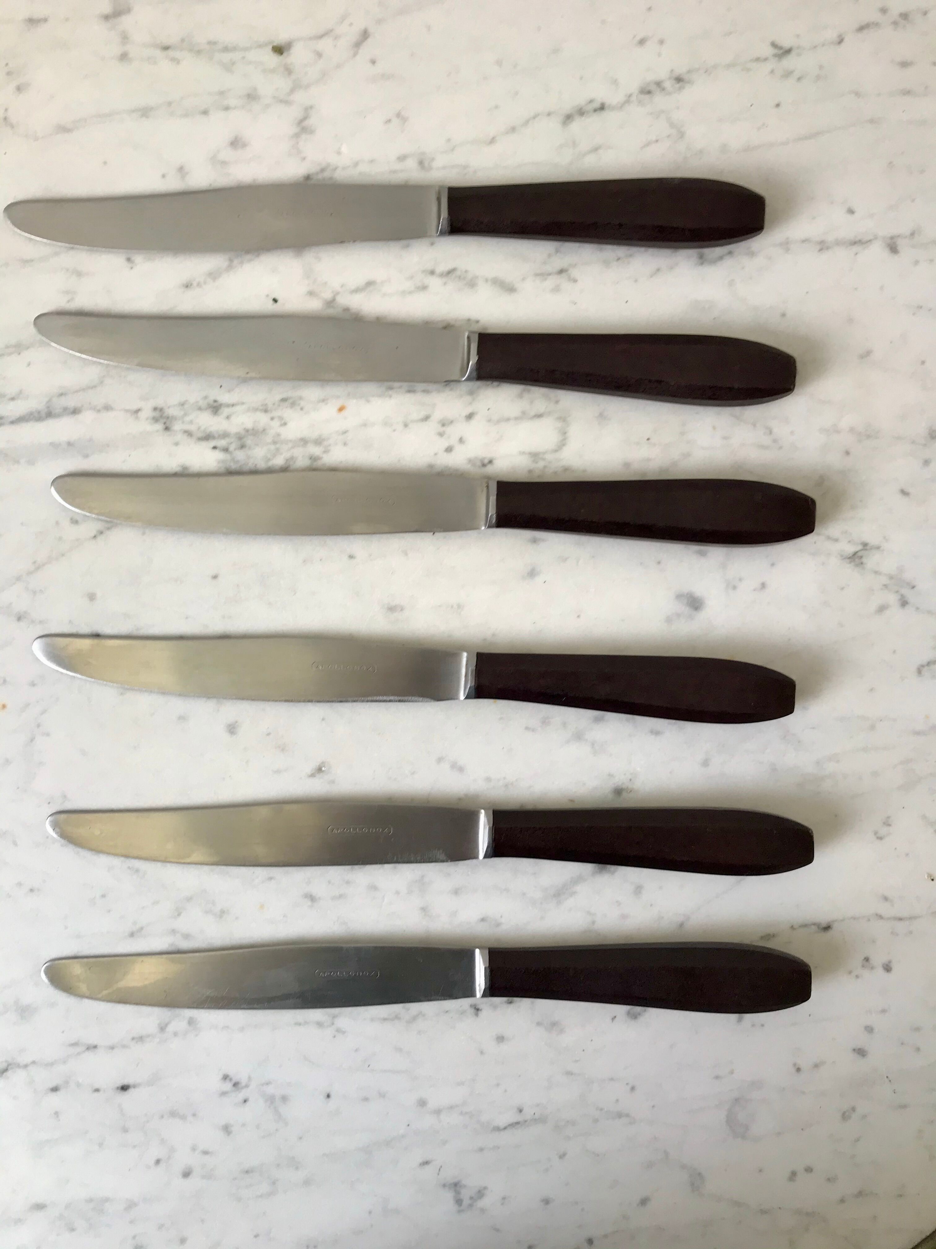 6 bakelite knives 60s-70s