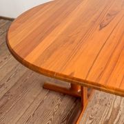Table ronde extensible en teck de Dyrlund, Danemark