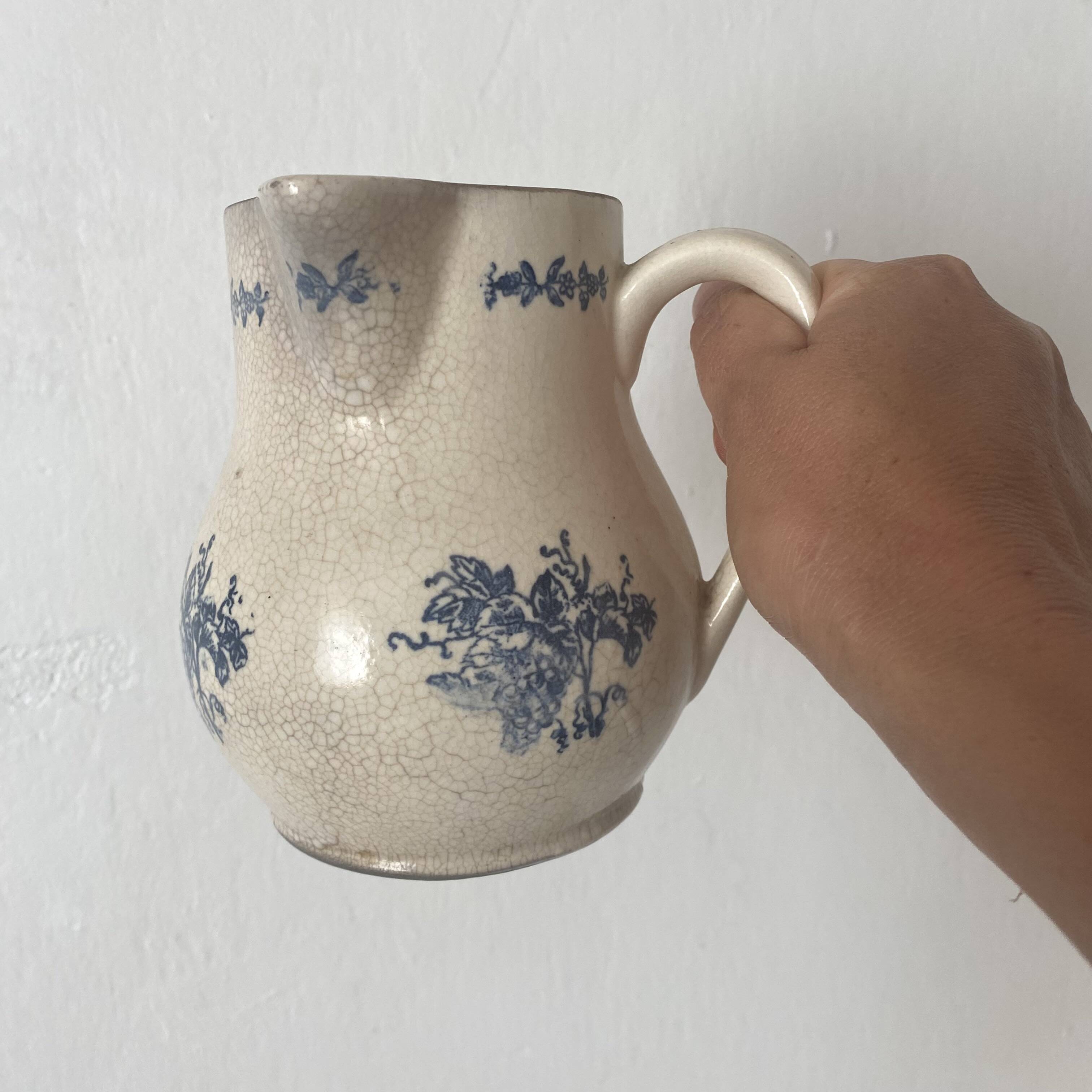 Small Saint Uze pitcher