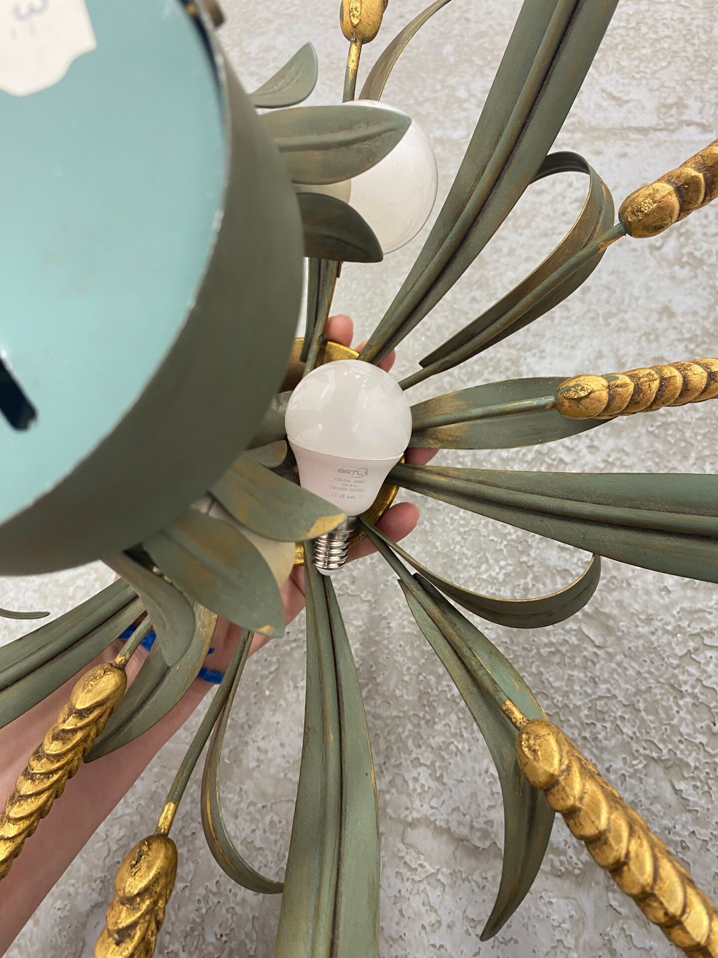 Wheat spike ceiling light in painted metal, 50s style.