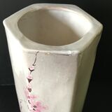Japanese décor vase