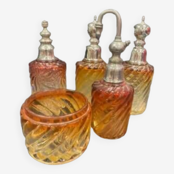 Flacons et boîte Cristal Baccarat- couleur orangée Modèle Bambou torsadé