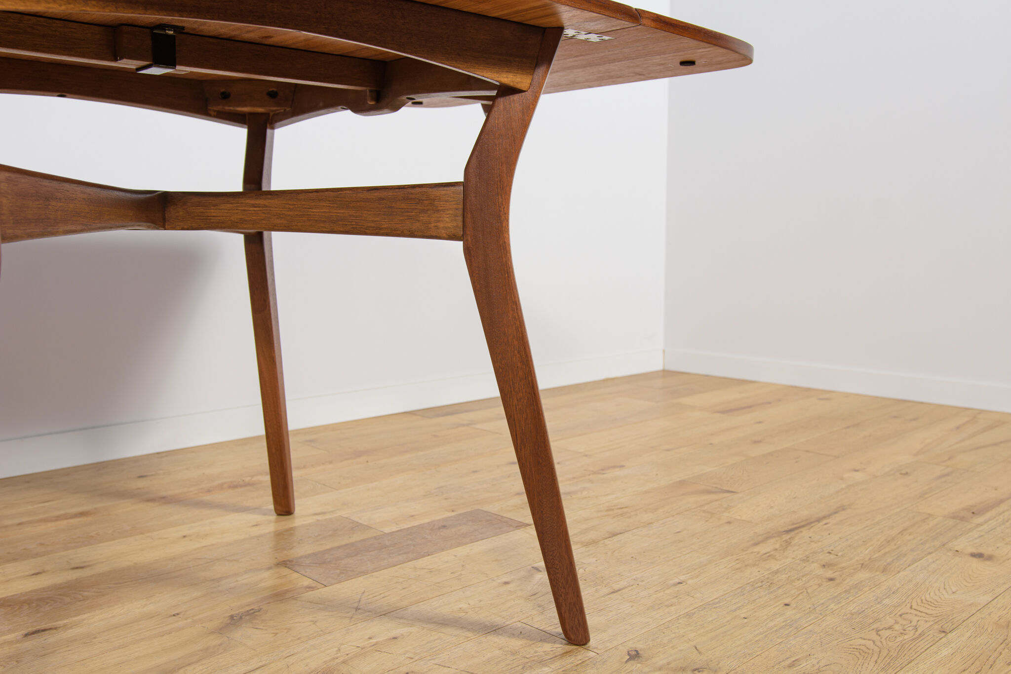Mid-Century Butterfly Dining Table from G-Plan, United Kingdom, 1950s