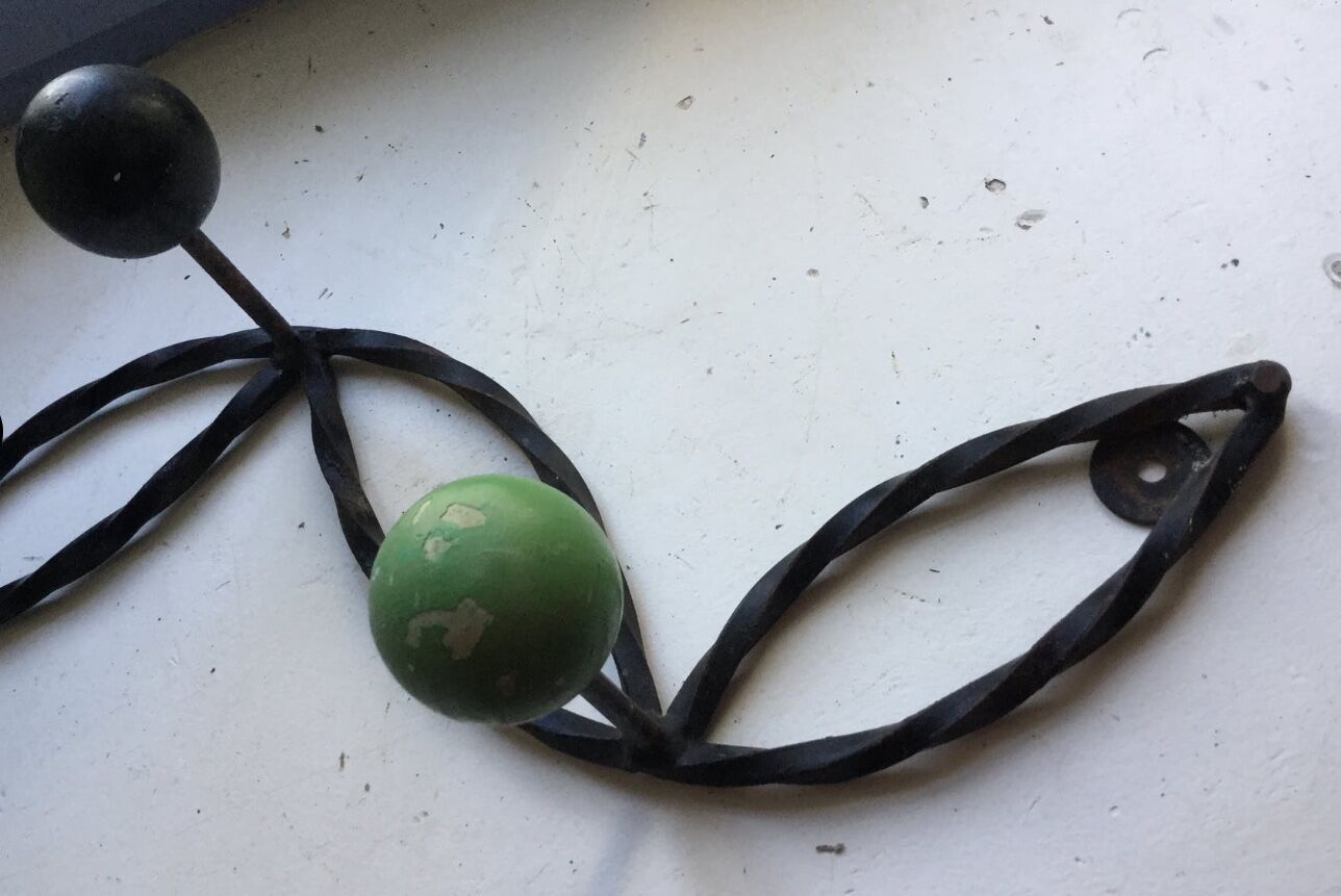 Peg of the 1950s vintage