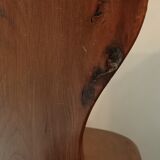 Chaise brutaliste tripode