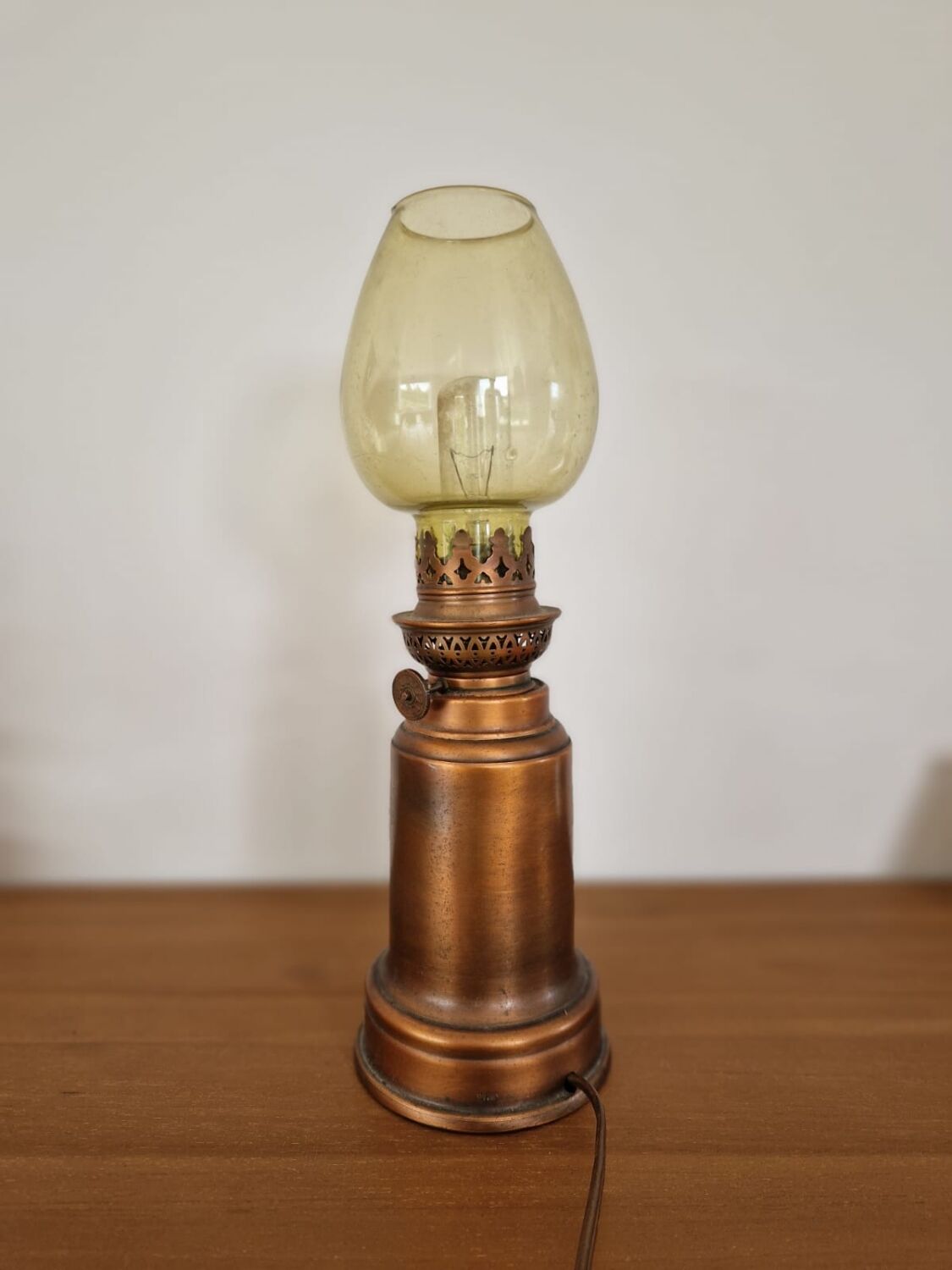 Electrified oil lamp