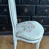 Chaise de style Louis XVI
