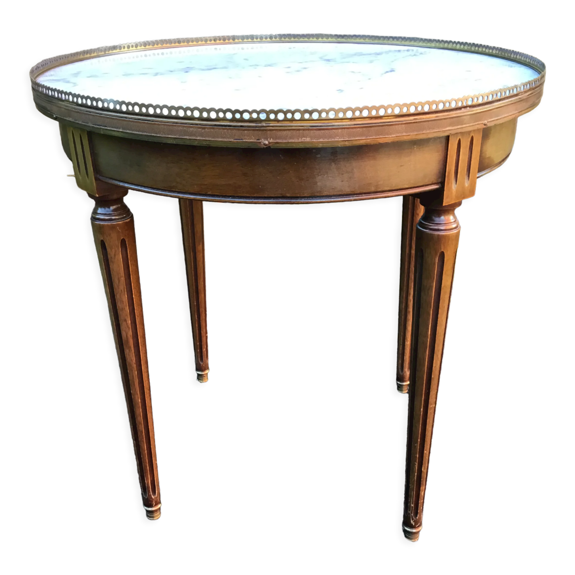 Hot water bottle coffee table