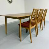 Extendable dining table in solid beech, Scandinavian design from the 70s