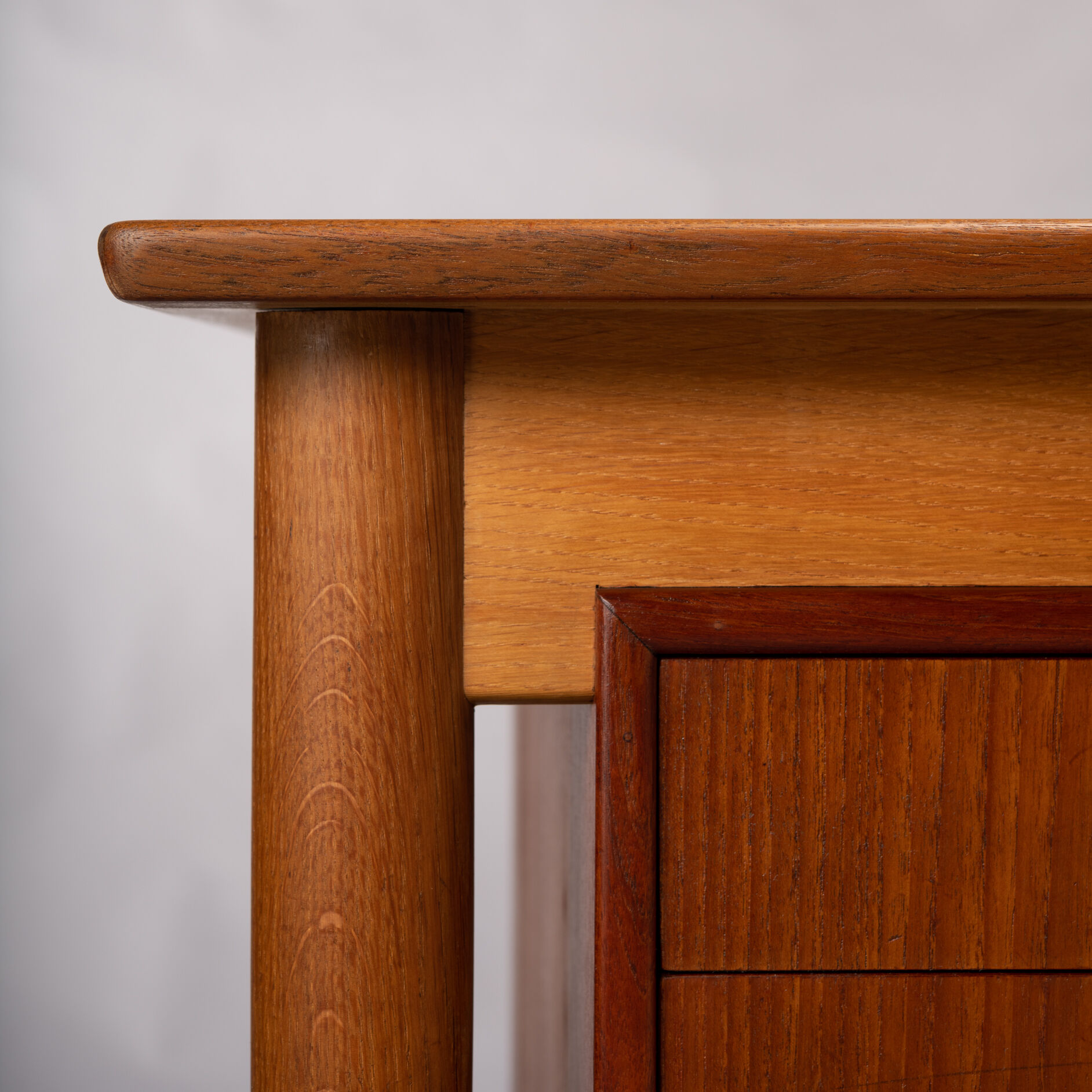 Vintage freestanding design desk, 1960s