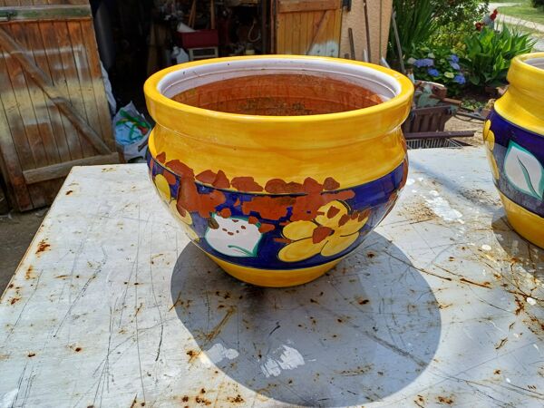 Paire de jardinières en terre cuite émaillée