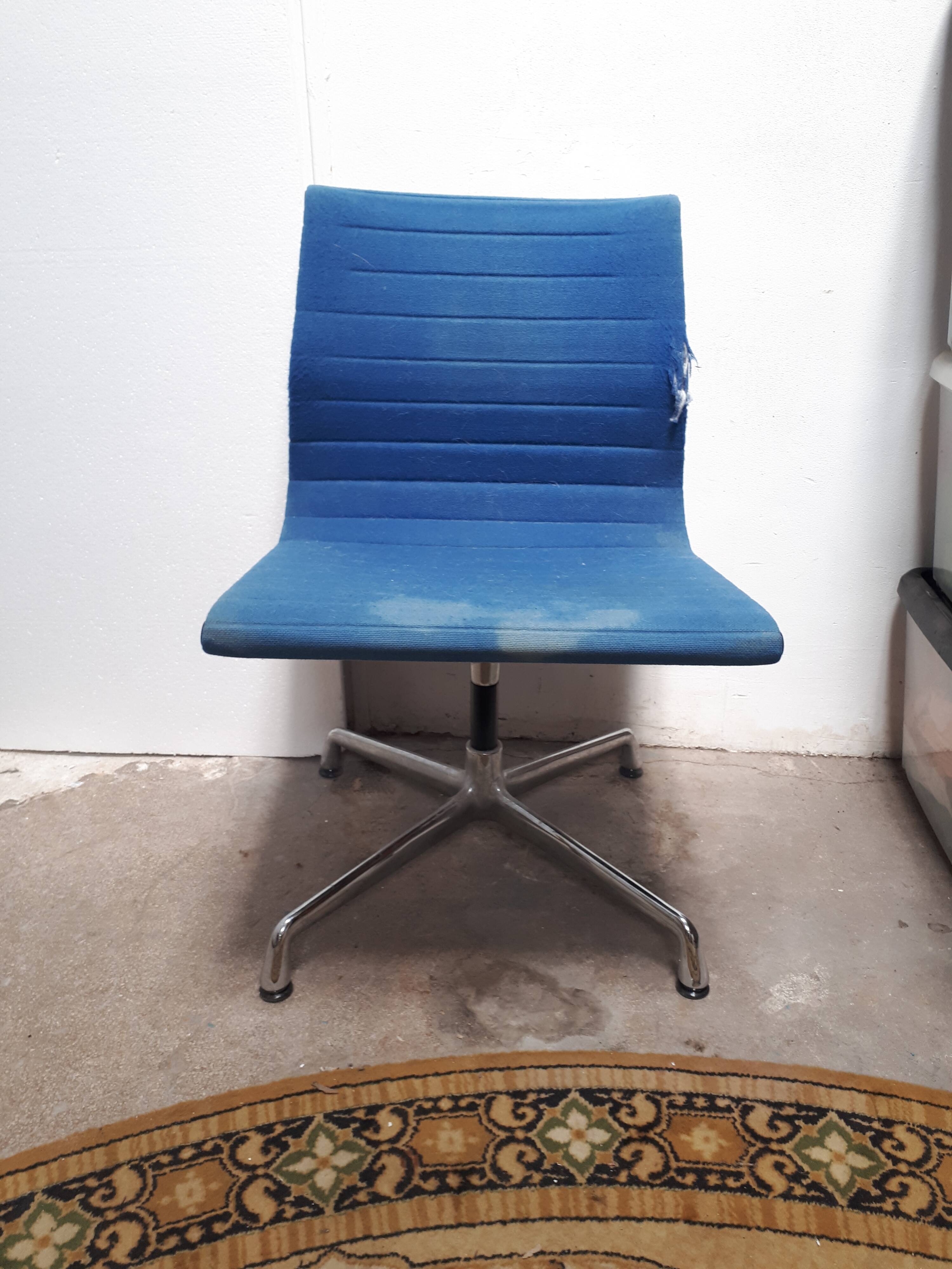 Office chair living room eames ea 106 aluminum group vitra vintage 80s