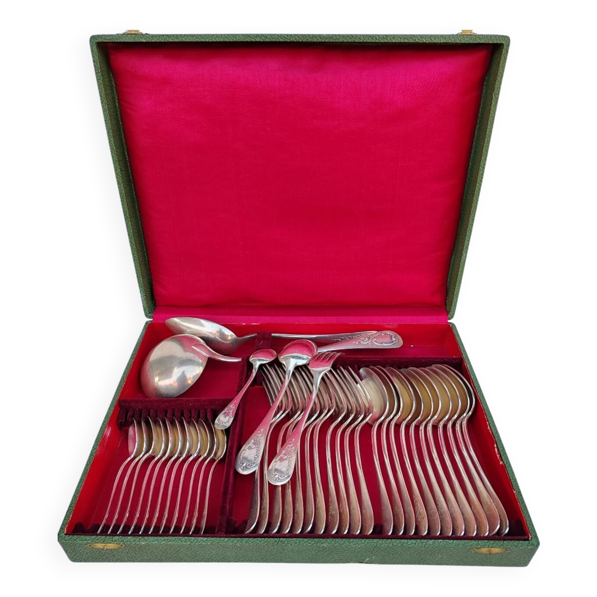 38-piece silver-plated cutlery set by Apollo.