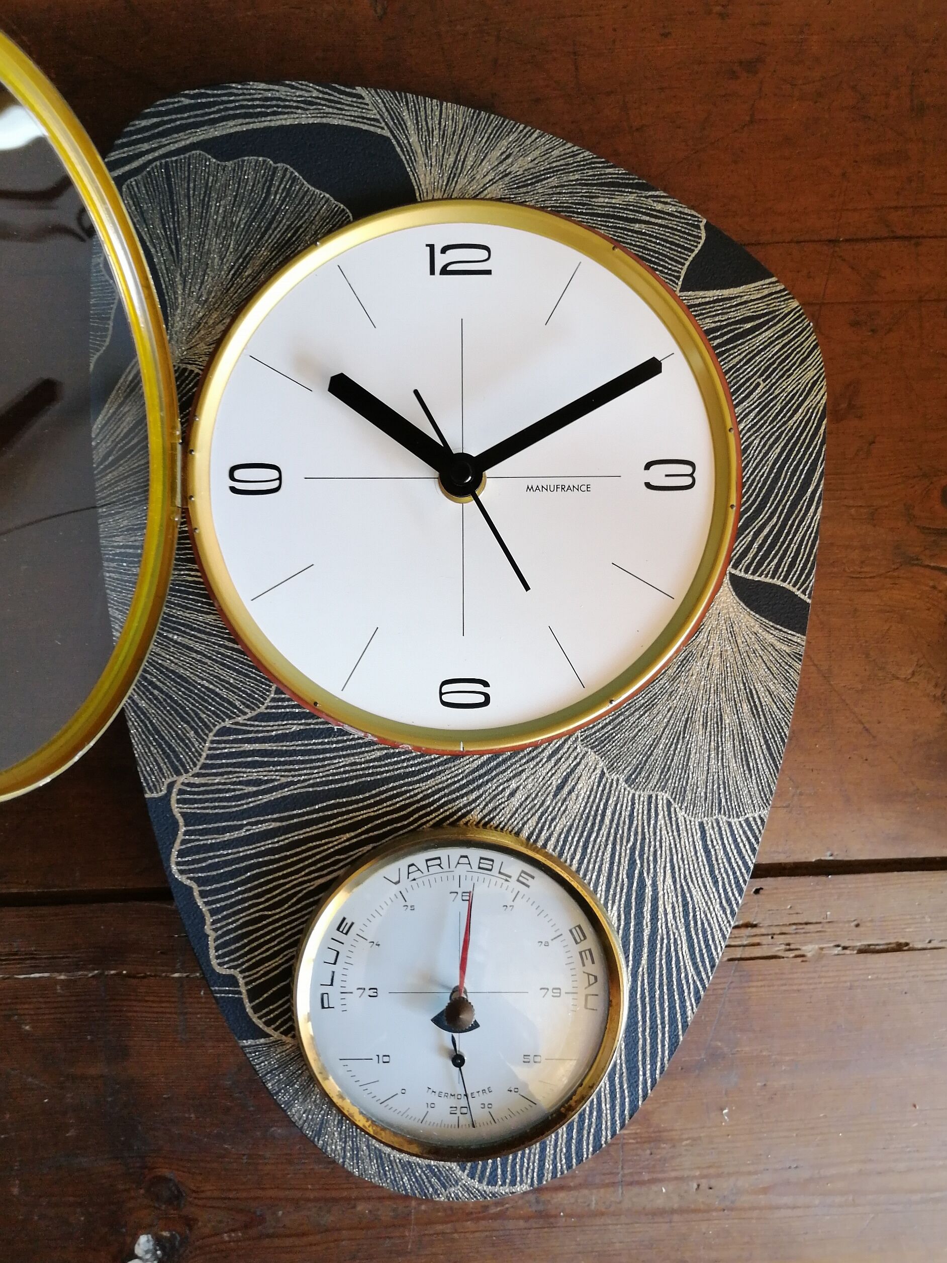 Clock vintage formica wall clock silent barometer "Manufrance"