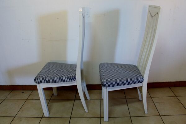 Serie de huit chaises